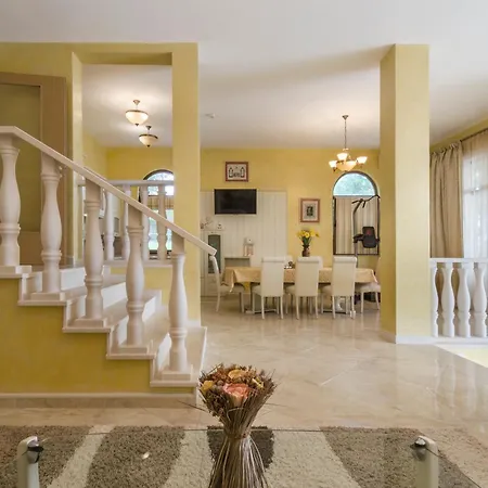 Villa Golf *
