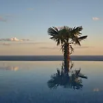 Golf Villa *