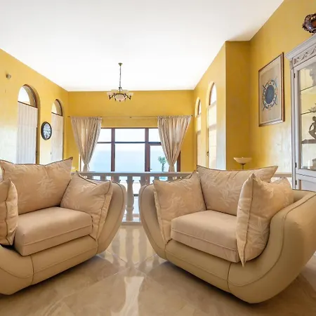 Villa Golf *