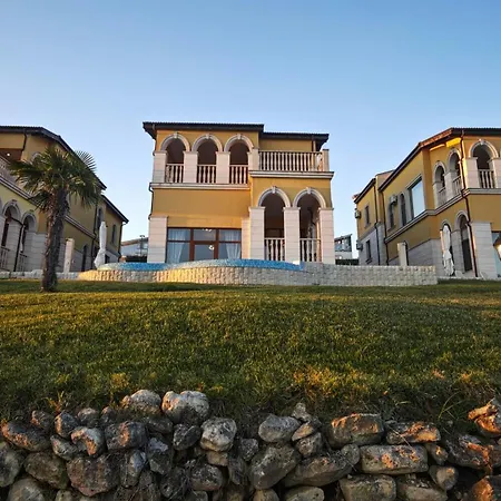 Villa Golf *